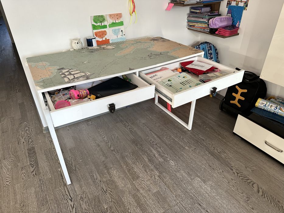 Birou cu doua sertare