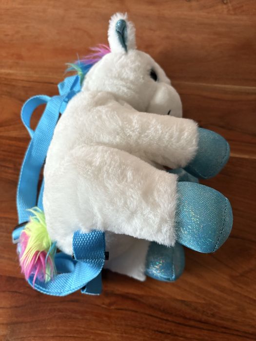 Ghiozdanel unicorn