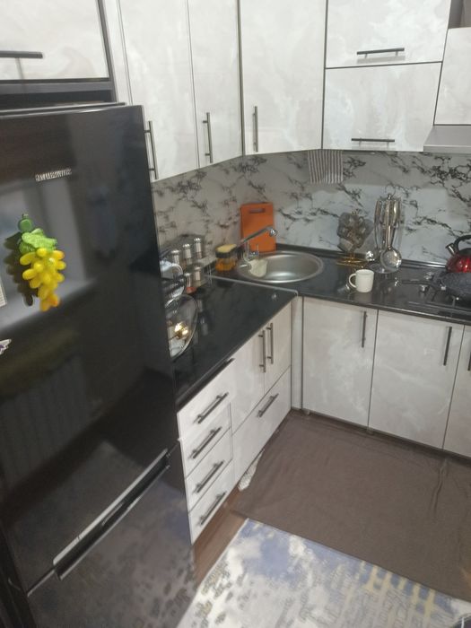 Кухонный мебель. .холати аьло