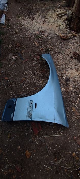 Продавам останали части от БМВ е36 компакт