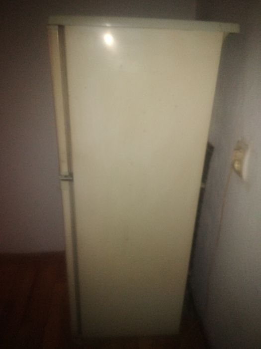 Холодильник Бирюса