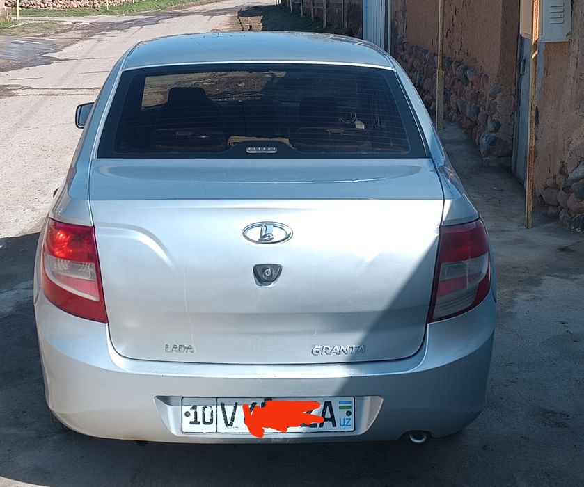 ЛАДА ГРАНТА сотилади 2013