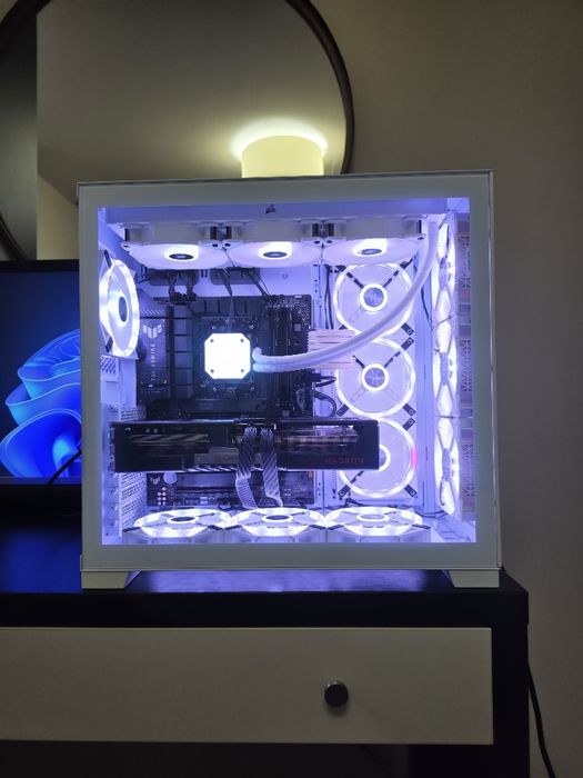 PC Gaming High-End  Ryzen 9 7900X3D,RX 9700 XT 16gb,Ddr5 32gb,1TB Nvme