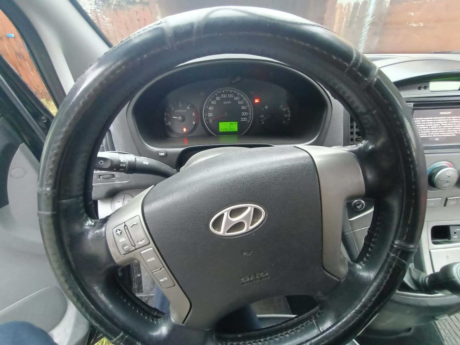 HYUNDAI H-1 2011 — imagine 4