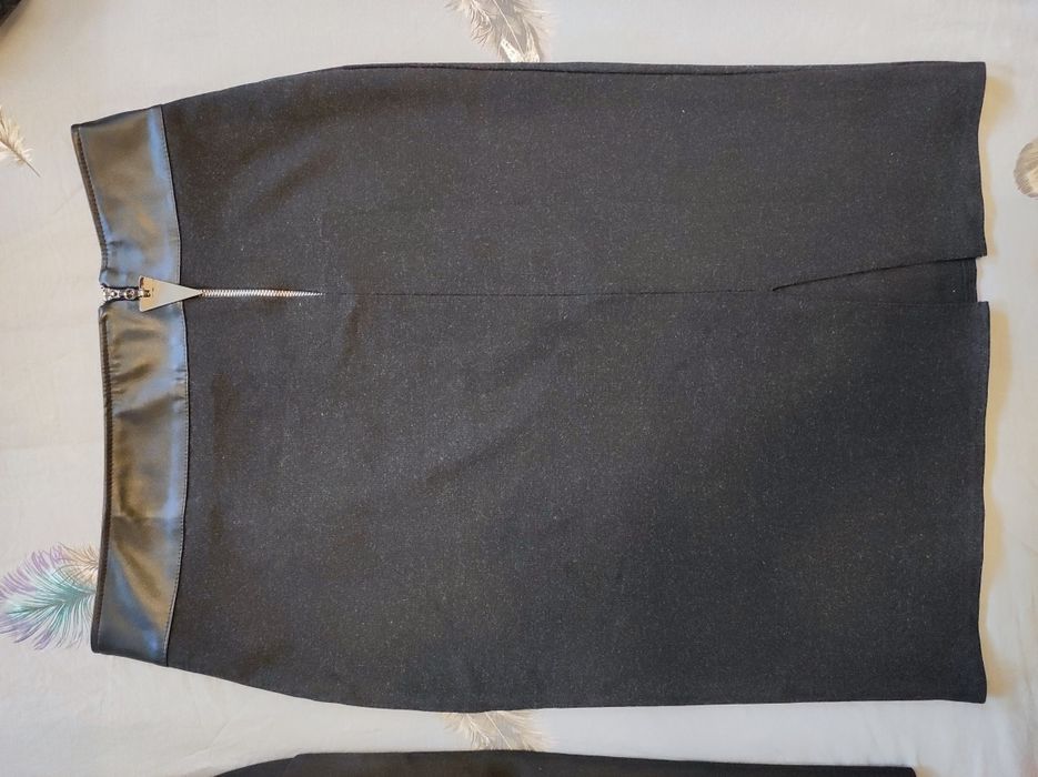 Юбка-карандаш темно-серая