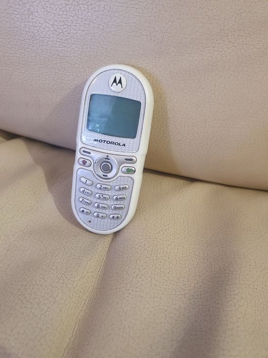 Продам Motorola c200