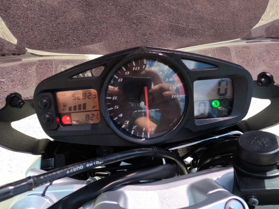 Suzuki gsr 600 an 2007