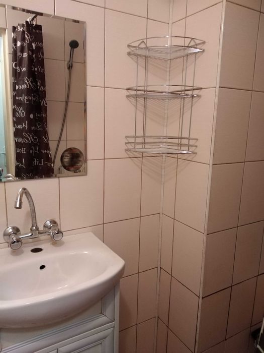 Дава се под наем Двустаен апартамент в Варна, Цветен квартал - 40 кв.м за 306 € - Снимка #6