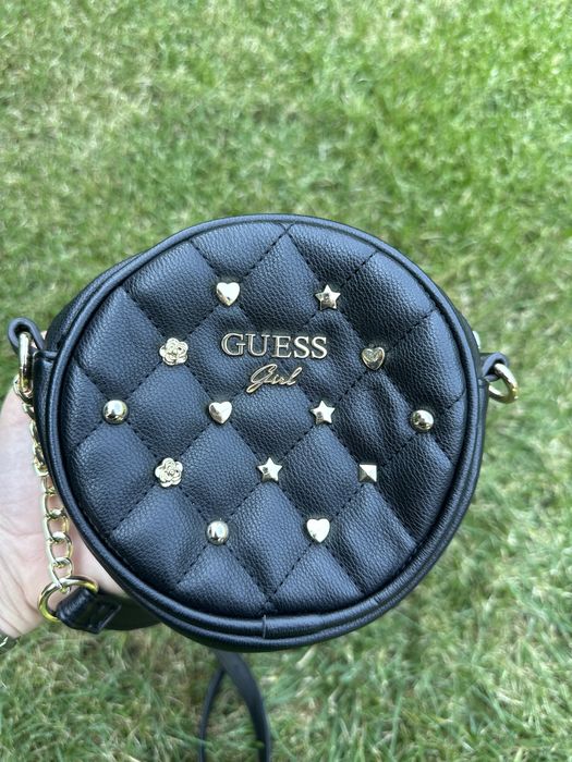 Чанта на GUESS.