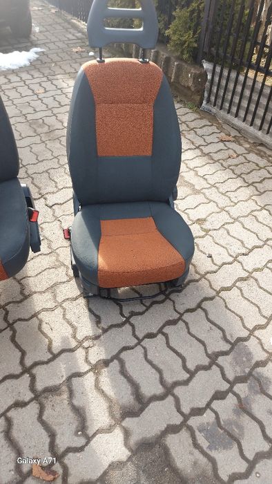 Продавам седалки комлект