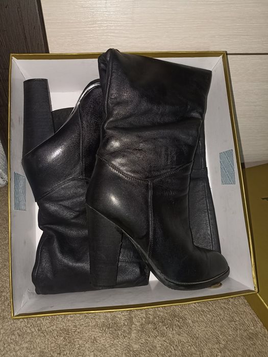 Сапоги ботфорты кожаные