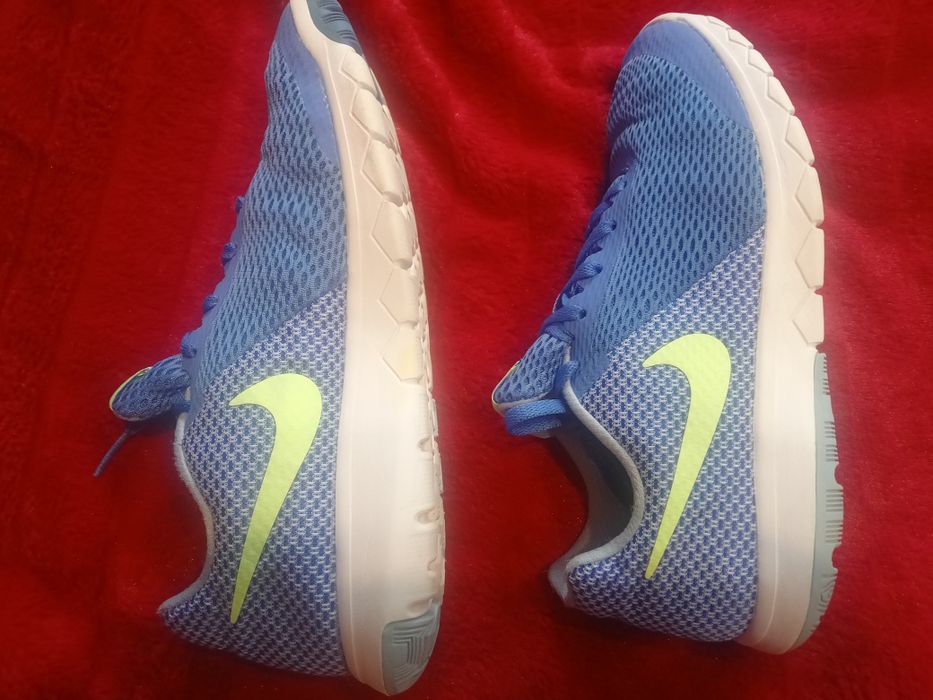 Маратонки найк 39 номер-оригинални