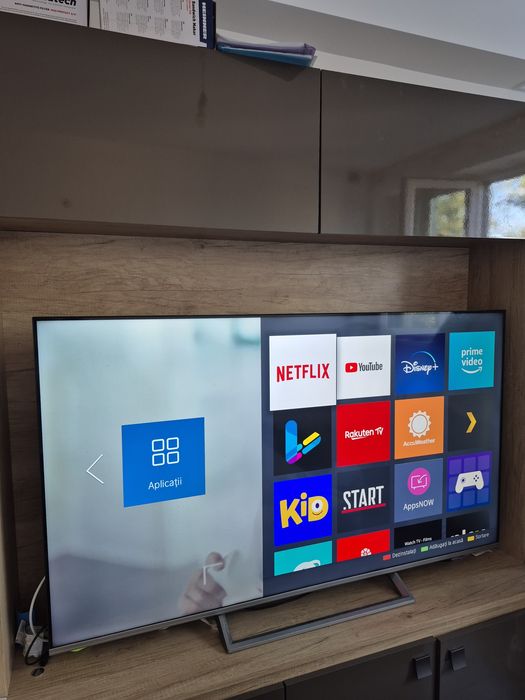 TV Smart 4K UHD Hisense 65" 164cm stare ca nou
