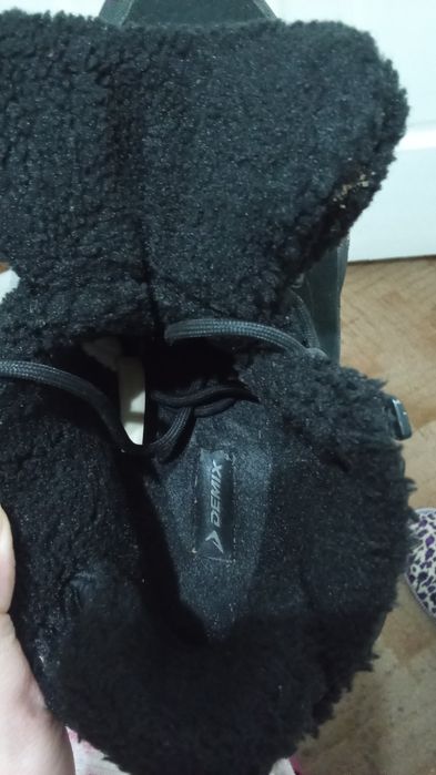 Продам зимние кроссовки