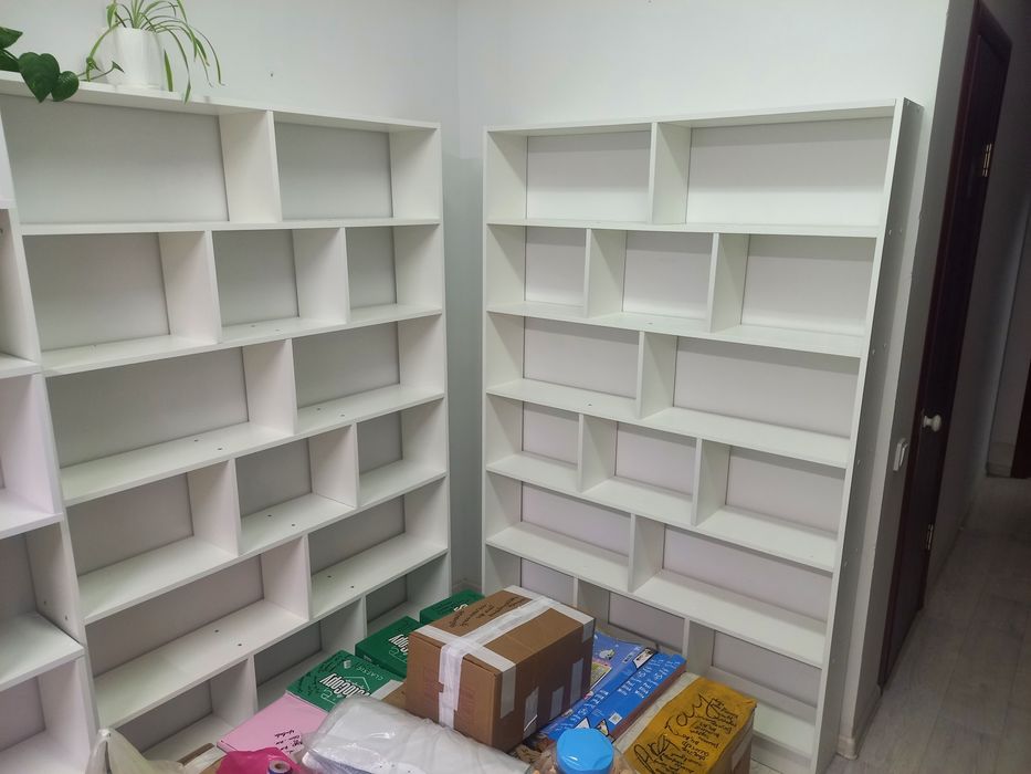 Продается стелажи, отличном состояний