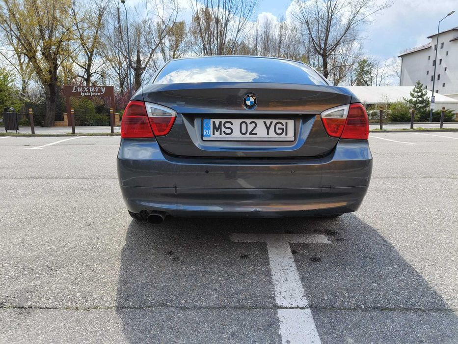 BMW E90 2006 benzina