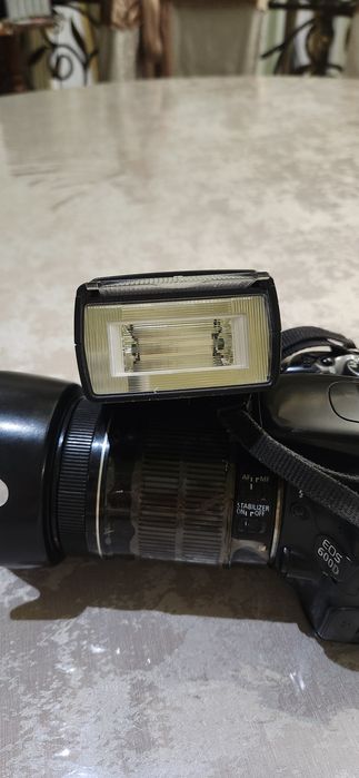 Canon EOS 600d sotiladi