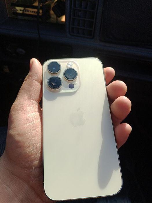 Iphone 14 pro 100% garantiya achilmagan boshachila urma telefon oladon