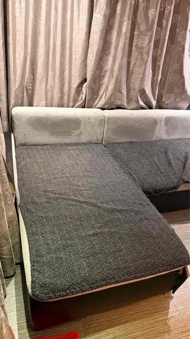 Диван с функция сън