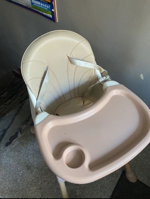 Scaun de masă  bebeluși