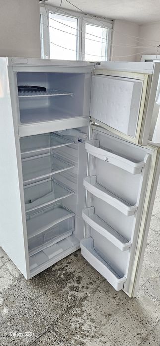 Хладилник индезит indesit