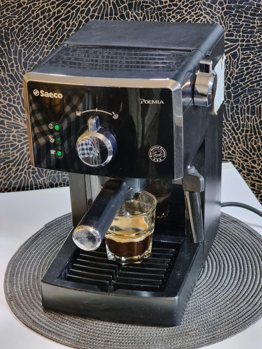 Кафемашина Saeco Poemia