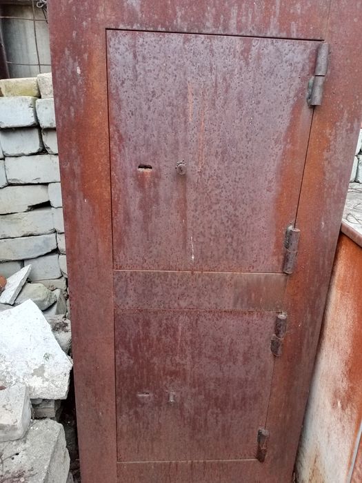 Шкаф несгораемый сварной