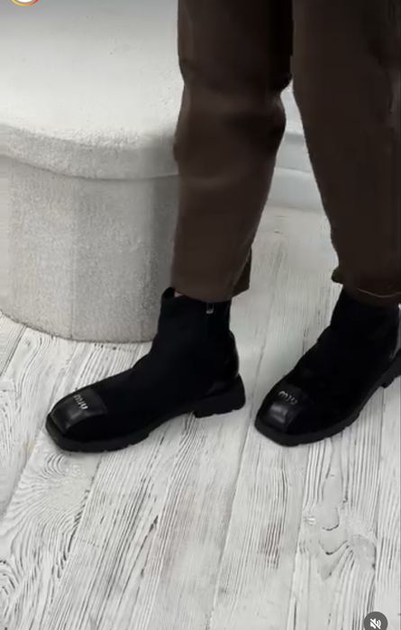 Продам сапоги miu miu