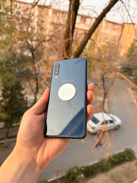 Samsung A7 radnoy ekran