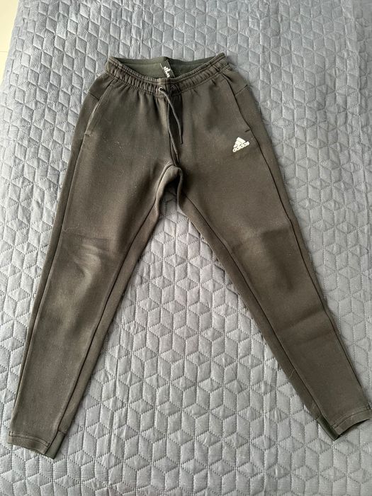 спортни панталони