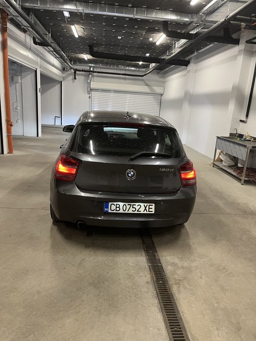 Продавам BMW 120-2012г.