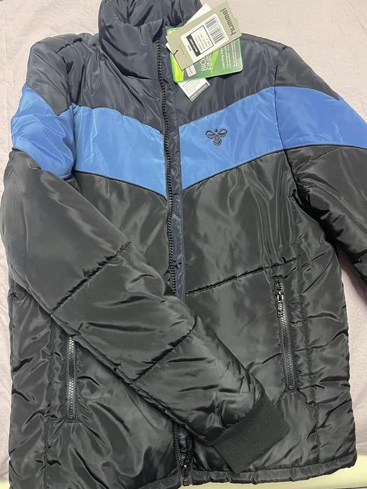 Мъжко зимно яке Hummel