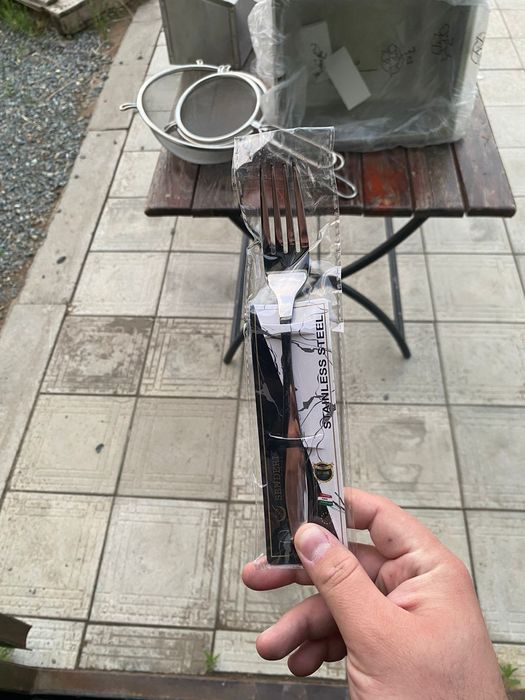 Продам столовые приборы