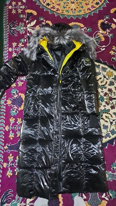 Продам пуховик новый!
