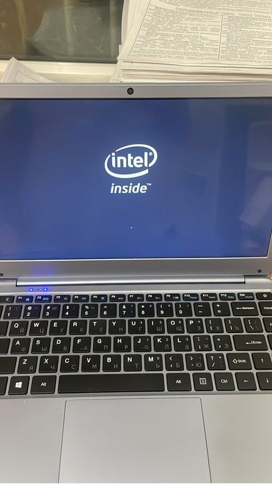 Продам ноутбук celeron 4
