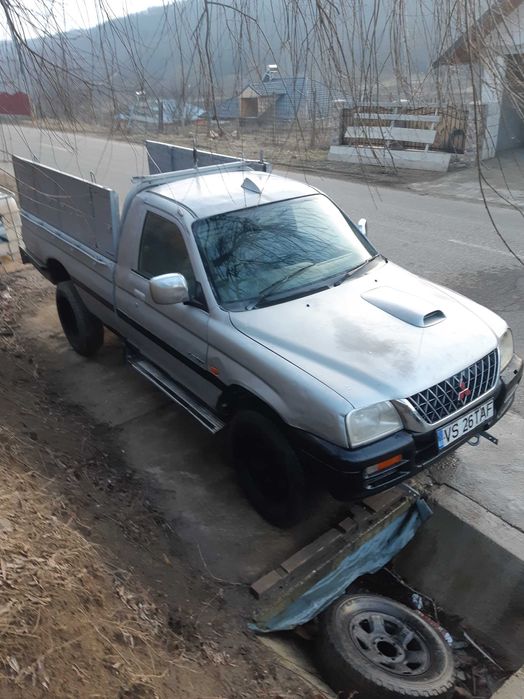 Vand Mitsubishi L200 volan dreapta