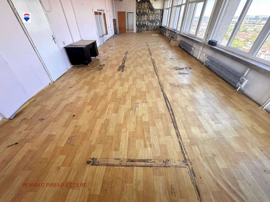 Дава се под наем Офис в Русе, Широк център - 120 кв.м за 397.8 € - Снимка #5