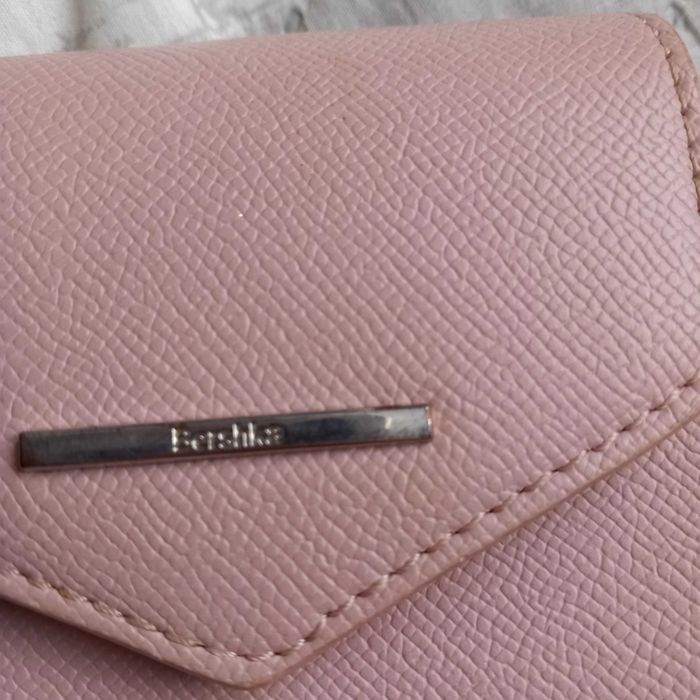 Нова чанта Bershka