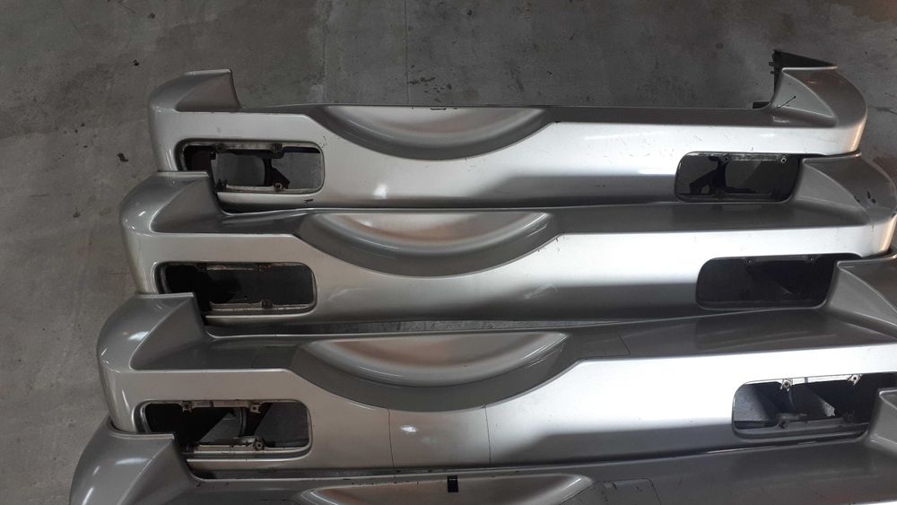 Задний бампер на Ниссан Мистраль