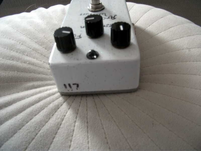 Pedala chitara Bearfoot Arctic White Fuzz