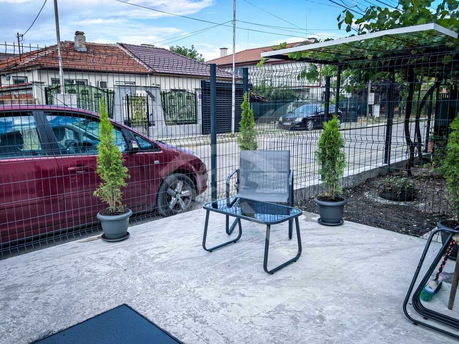 Дава се под наем Етаж от къща в София, Модерно предградие - 70 кв.м за 750 € - Снимка #11