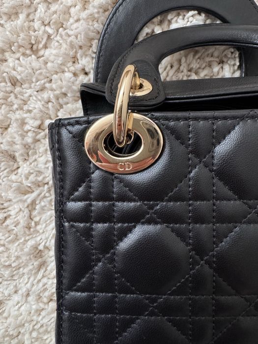 Vand geanta Lady Dior