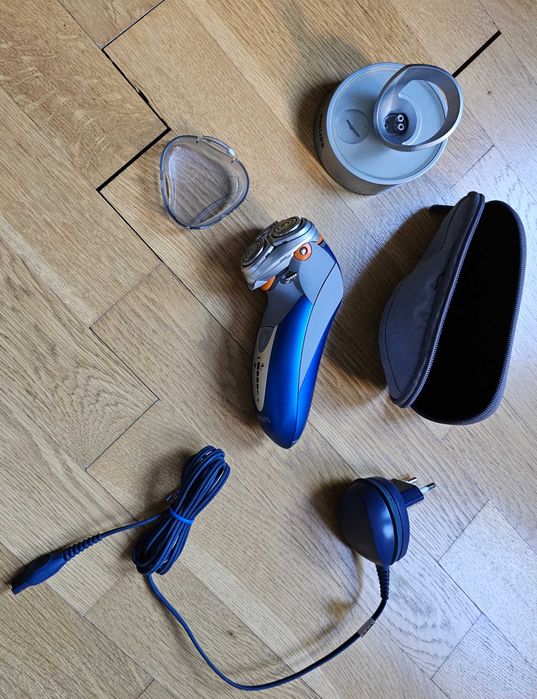 Електрическа самобръсначка Philips HQ9160 Smart touch XL