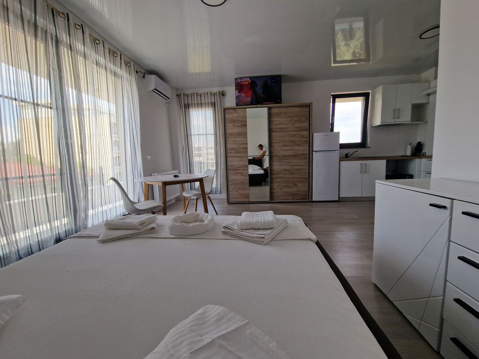 Cazare Mamaia Nord!! Studiou la 250m de plaja, mobilat-utilat modern, Strada D21