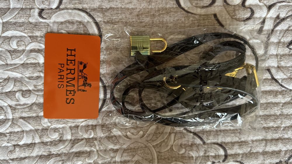 Сумочка лаковая “Hermes”