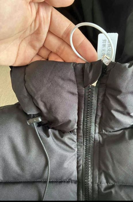 Куртка на мальчика новая