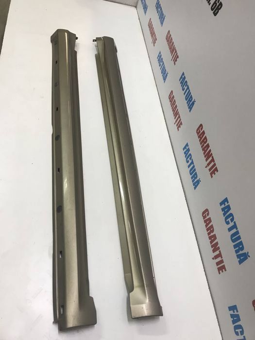 Ornament prag stanga Mercedes A-Class W169 auriu Originale