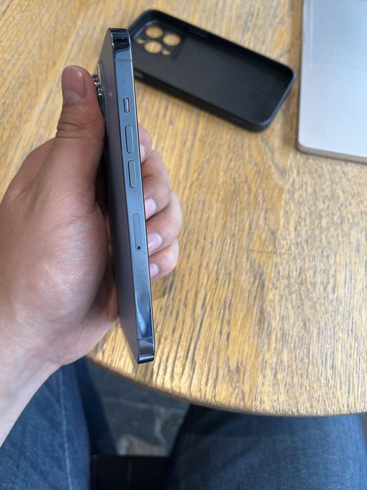Продается iphone 13 pro, 128gb, аккумулятор 83%