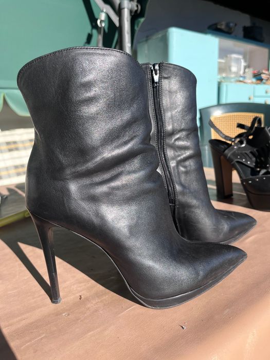 Обувки на ток + подарък