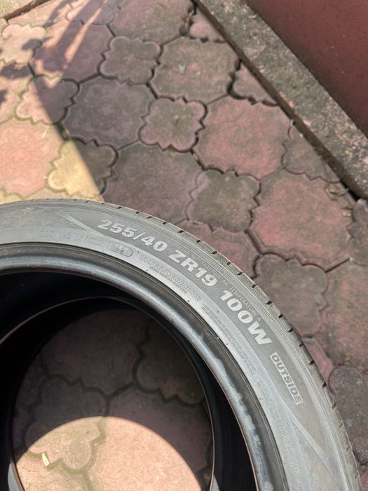 255 40 19 M+S Kumho set 4